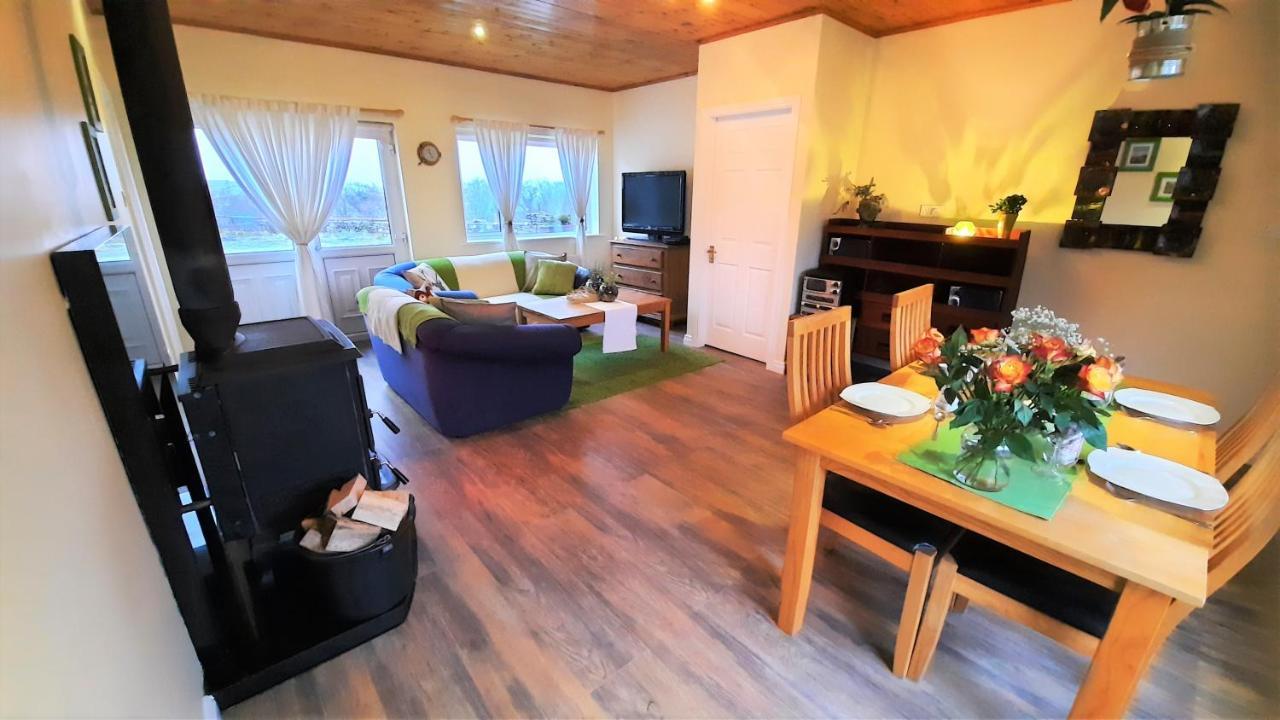 Clifden Wildflower Cottage - Clifden Countryside Lettings Dış mekan fotoğraf